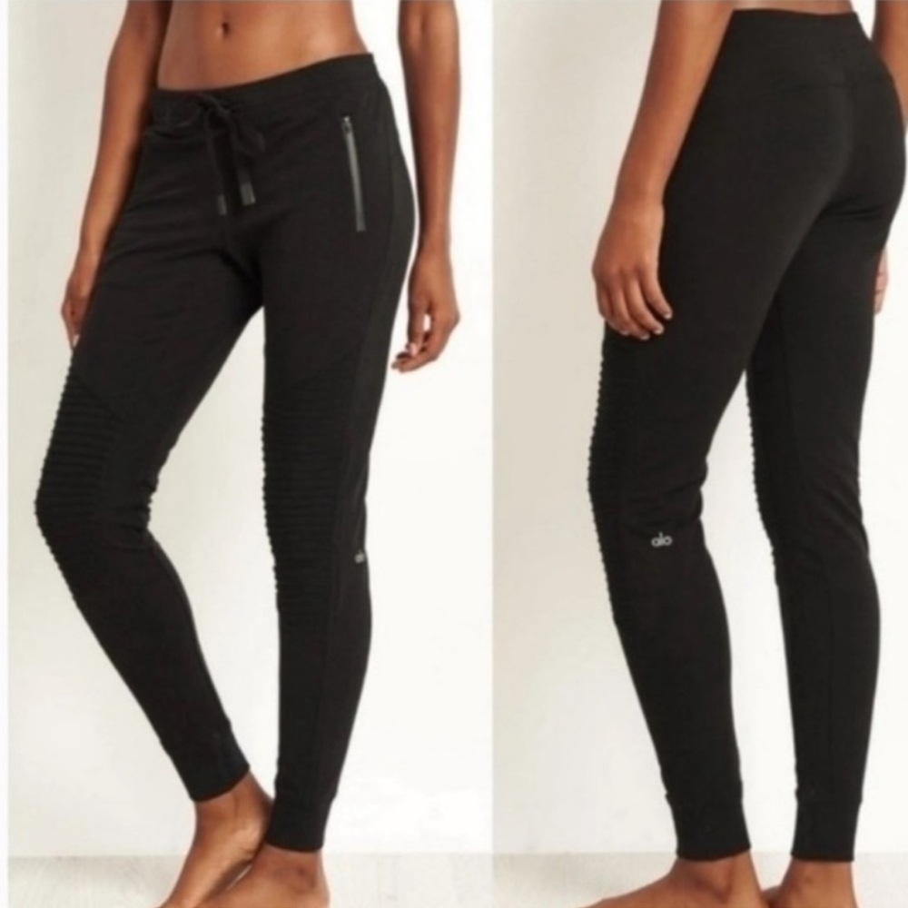 Alo Yoga Urban Moto Sweatpant - SZ Small